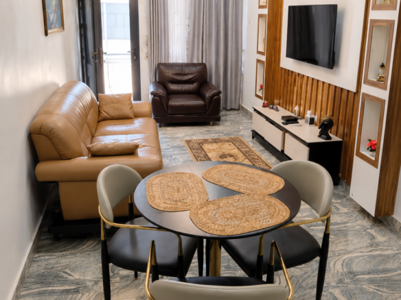Carbon Apartment